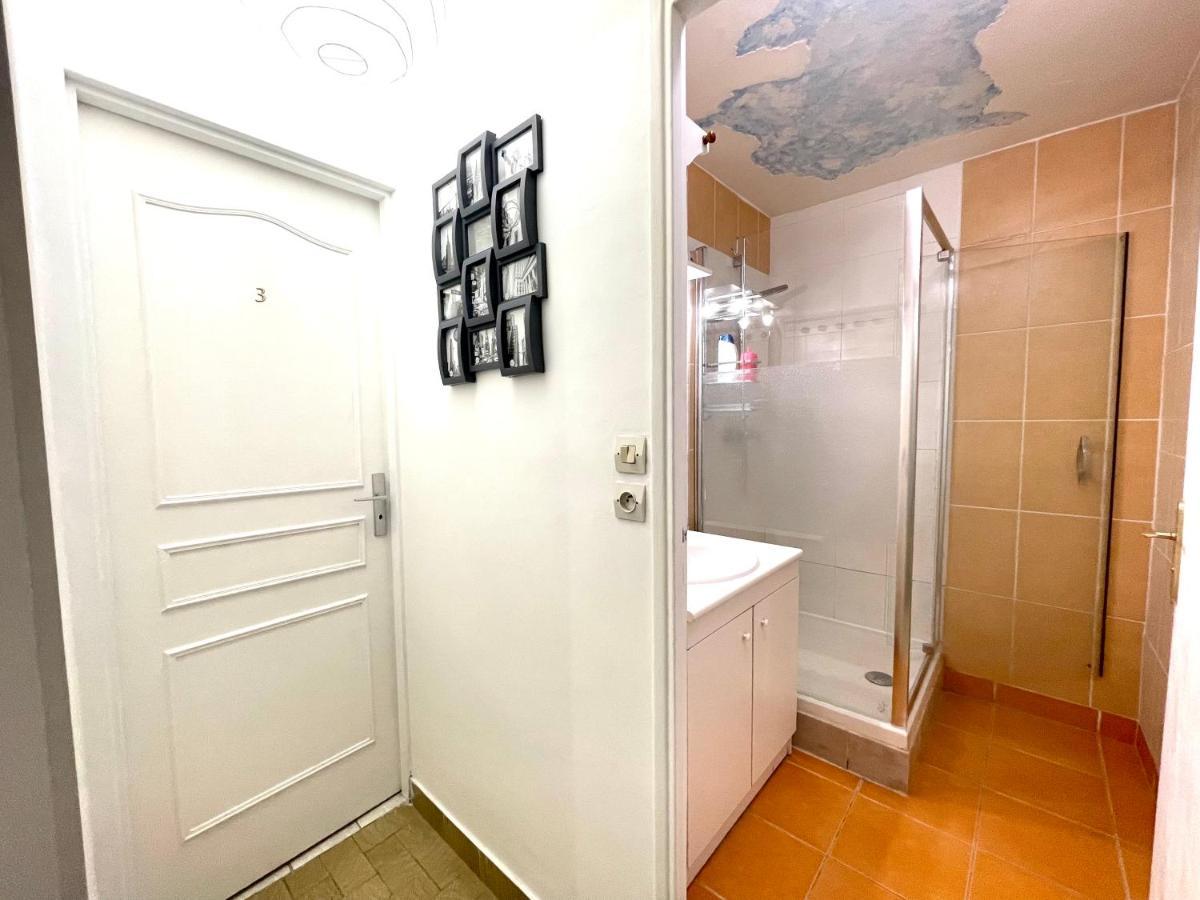 Chambre privée en colocation dans un appartement au centre de rillieux la pape Esterno foto