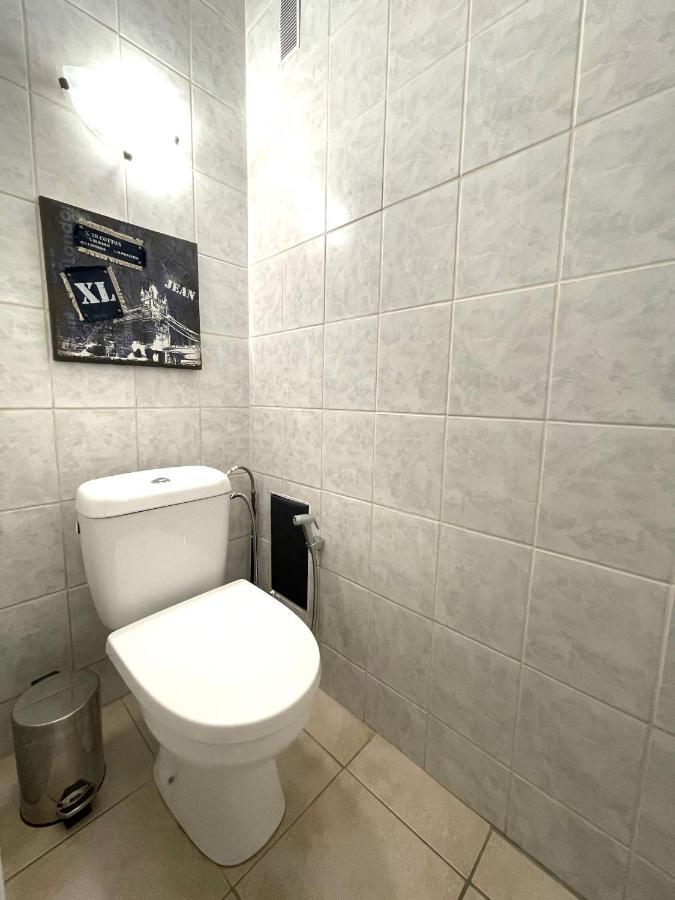 Chambre privée en colocation dans un appartement au centre de rillieux la pape Esterno foto