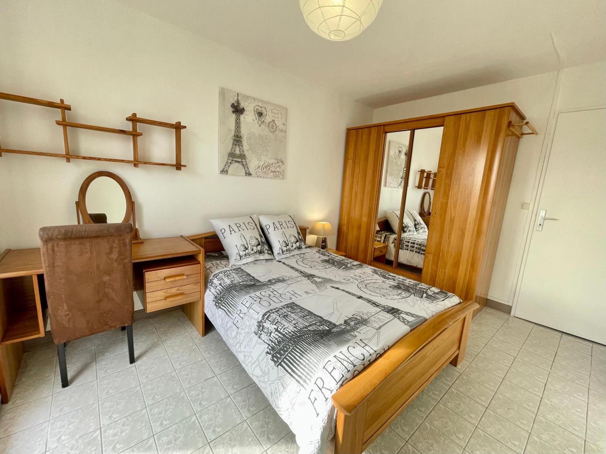 Chambre privée en colocation dans un appartement au centre de rillieux la pape Esterno foto